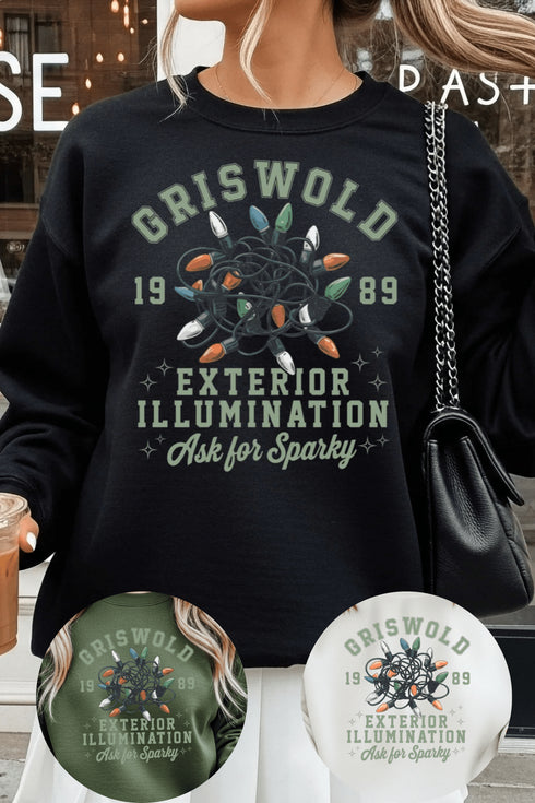 (10 - 31 - 25) Griswold Family Sweatshirt - LISA MARIE BOUTIQUE - S - Black Gildan Sweatshirt -