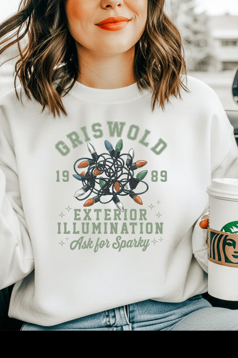 (10 - 31 - 25) Griswold Family Sweatshirt - LISA MARIE BOUTIQUE - S - White Gildan Sweatshirt -