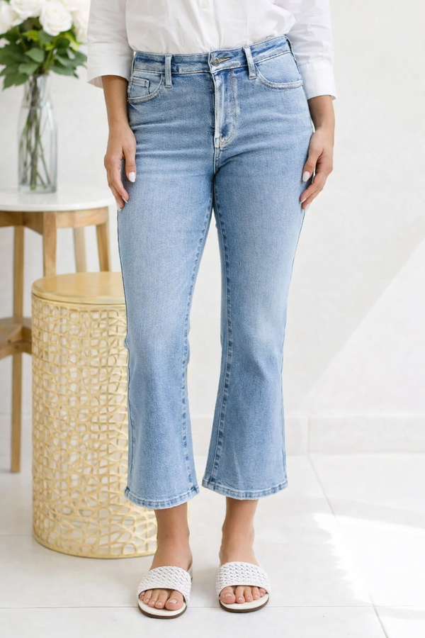 Metallic Seam Mid Rise Judy Blue Flare