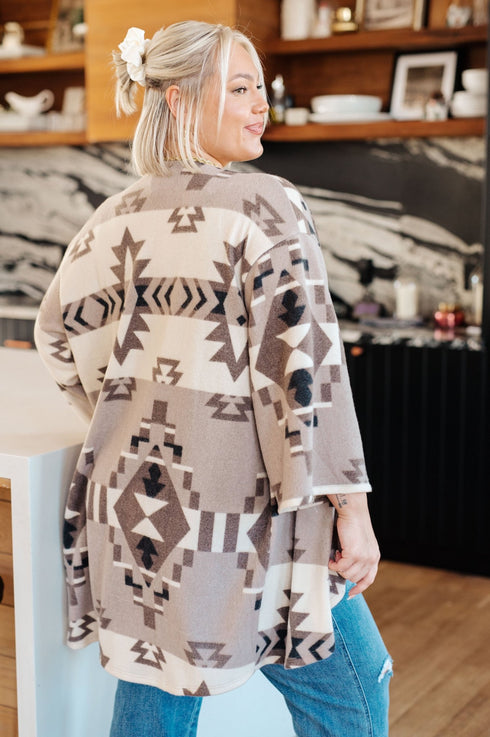 Full of Character Blanket Kimono - LISA MARIE BOUTIQUE - Layers - Small -