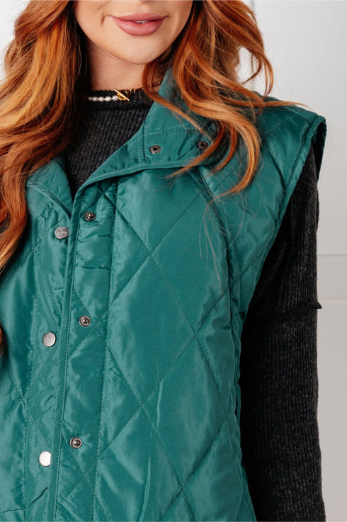 Layering Queen Quilted Puffer Vest in Hunter Green - LISA MARIE BOUTIQUE - Layers - Small -