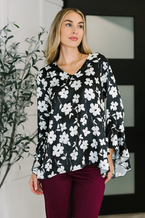 Time and Time Again Floral Blouse - LISA MARIE BOUTIQUE - Womens - Small -