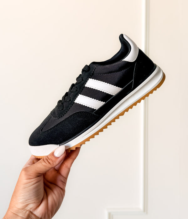 Tokyo Dual Stripe Sneakers in Black