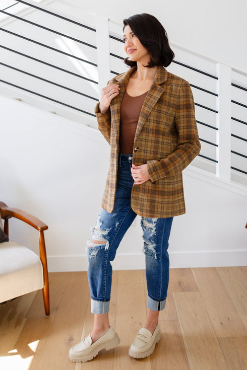 World Class Plaid Blazer - LISA MARIE BOUTIQUE - Layers - Small -