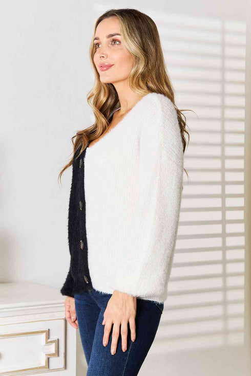 Woven Right Contrast Button-Front V-Neck Cardigan - LISA MARIE BOUTIQUE